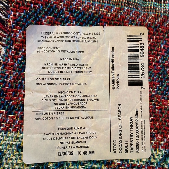 Christmas Tapestry Throw Blanket Poinsettia Holly Berries 50 x 60 Made in USA - Picture 11 of 12